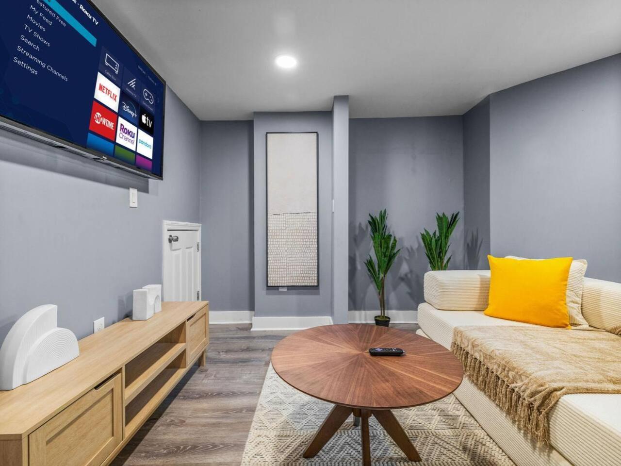Apartment Luxury 2br In With Free Parking
