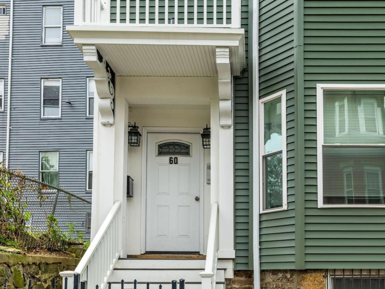 Apartment Luxury 2br In With Free Parking