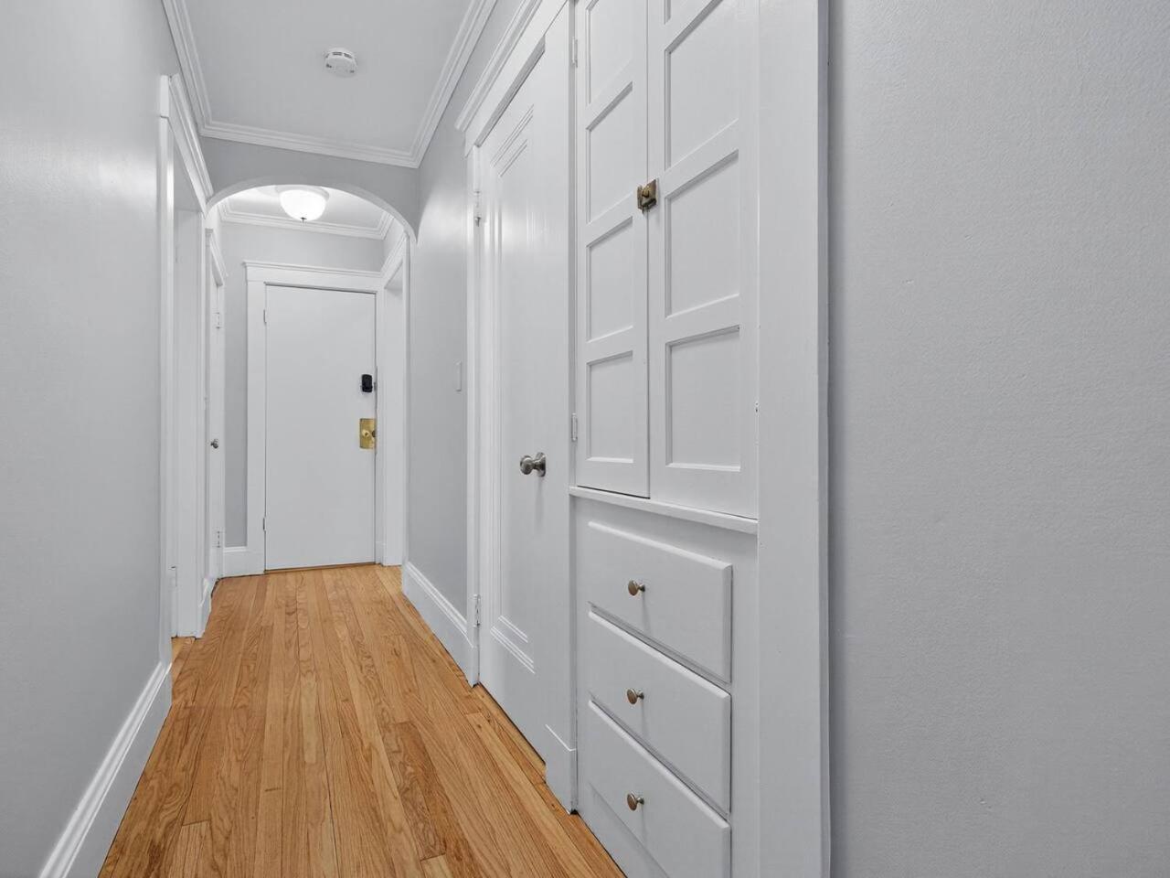 Apartment Vintage 5br In With Free Parking *