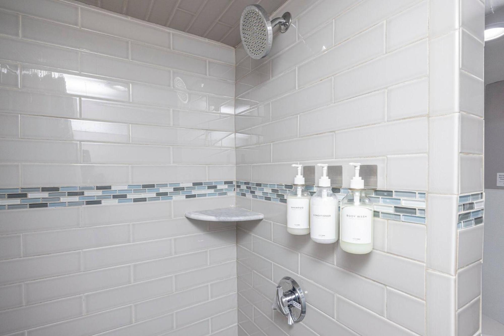 Eagle's Landing - Logan Airport Guest house Boston