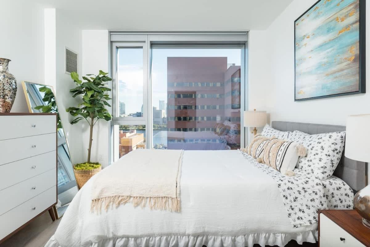 Apartment 3br & Den Penthouse Common Mgh & Tufts *