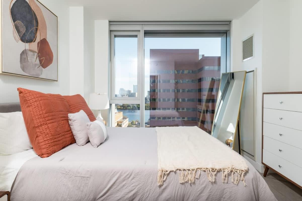 3br & Den Penthouse Common Mgh & Tufts * Boston