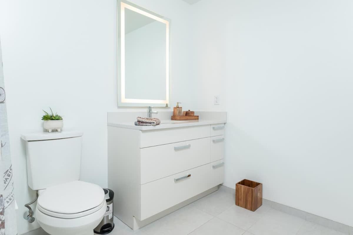 3br & Den Penthouse Common Mgh & Tufts Boston