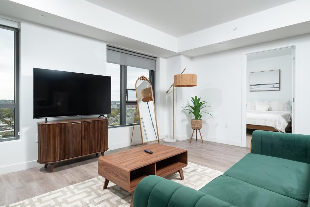 Apartment 3br & Den Penthouse Common Mgh & Tufts *