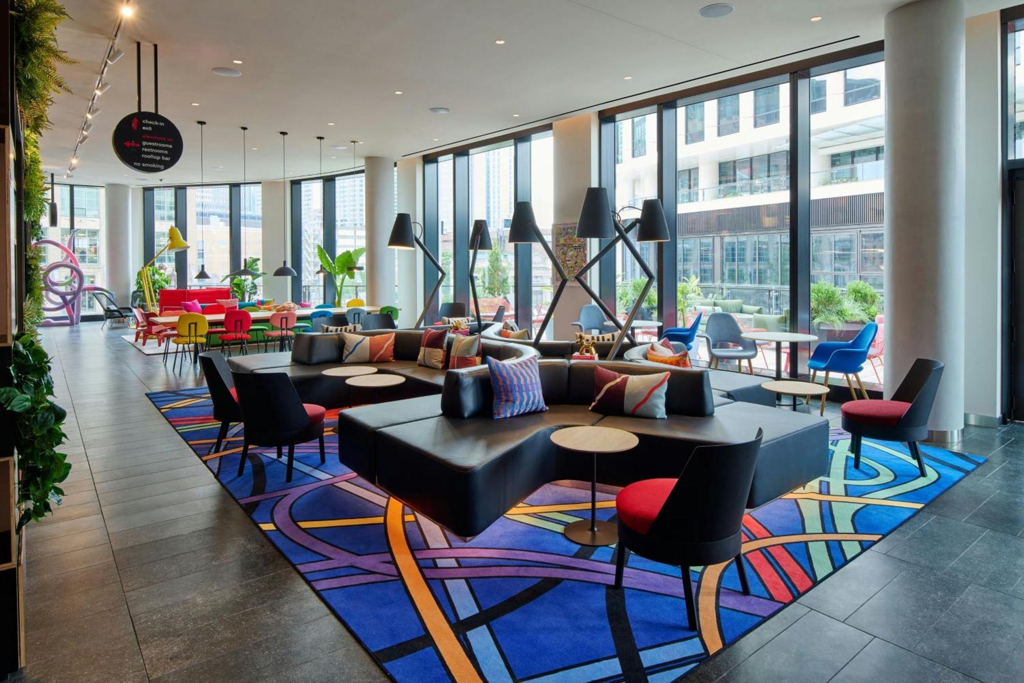 Citizenm Back Bay 4*