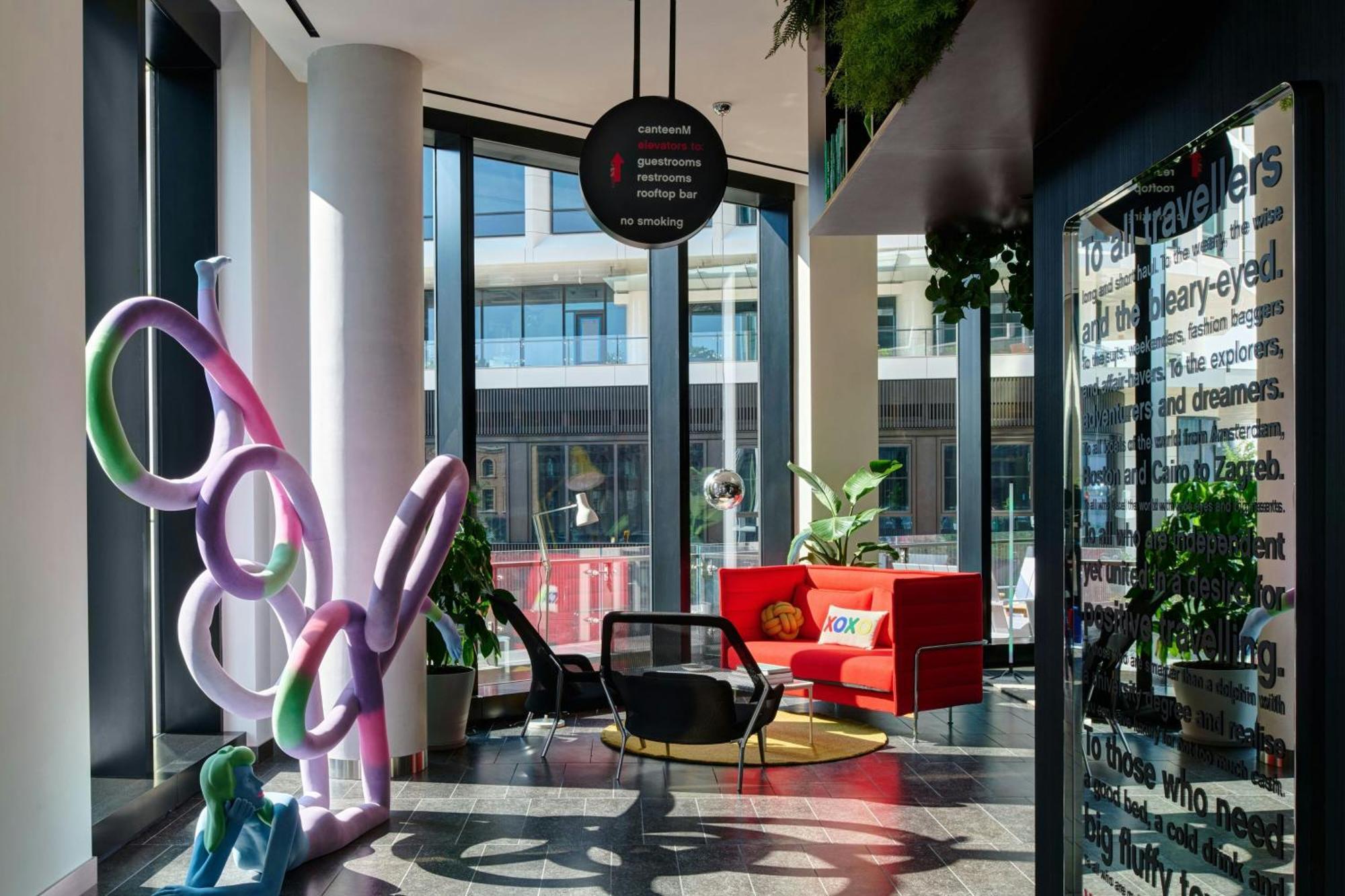 Citizenm Back Bay Hotel 4*