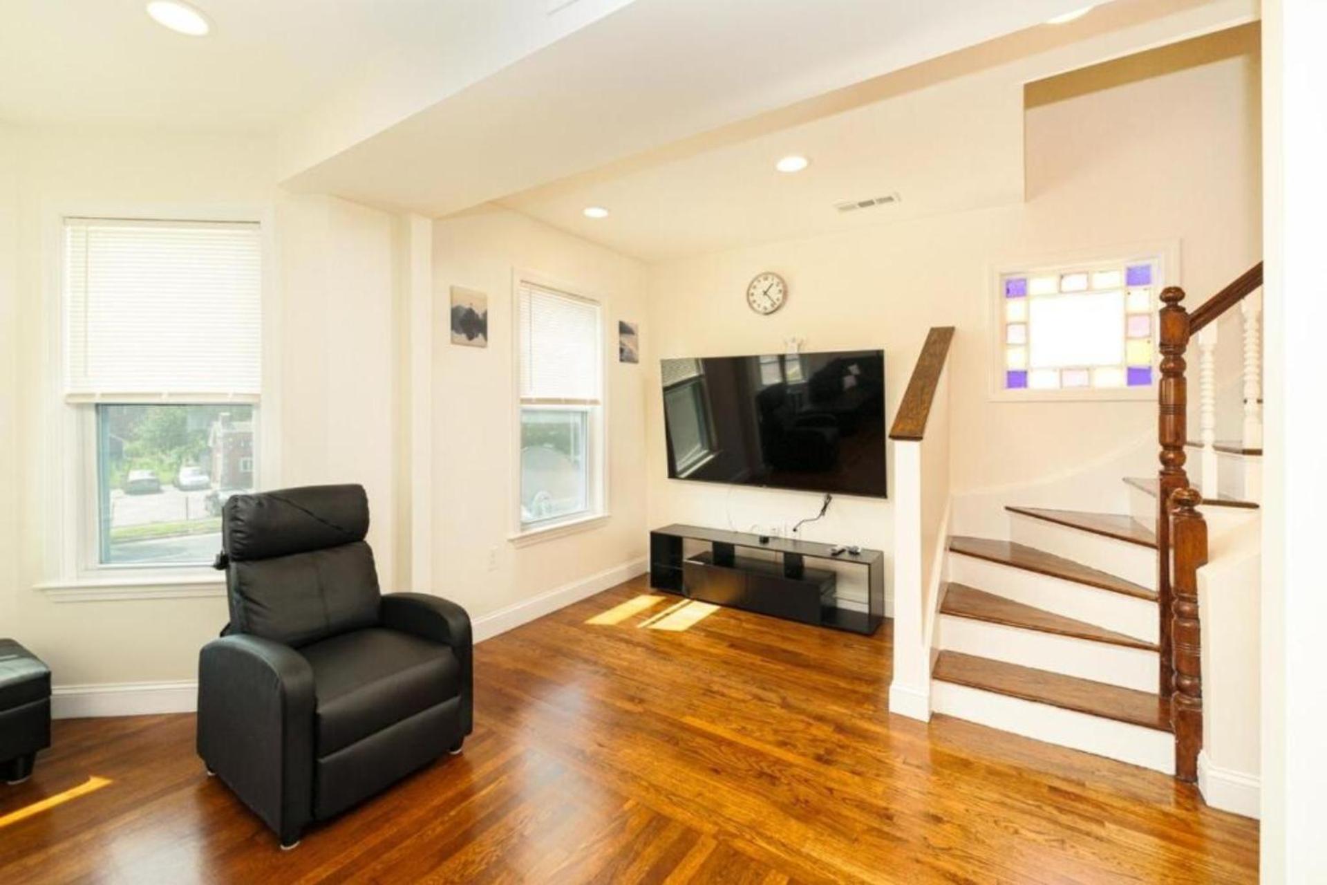 988 - 2 4br Cozy Getaway Near Geneva Cliffs Apartment *