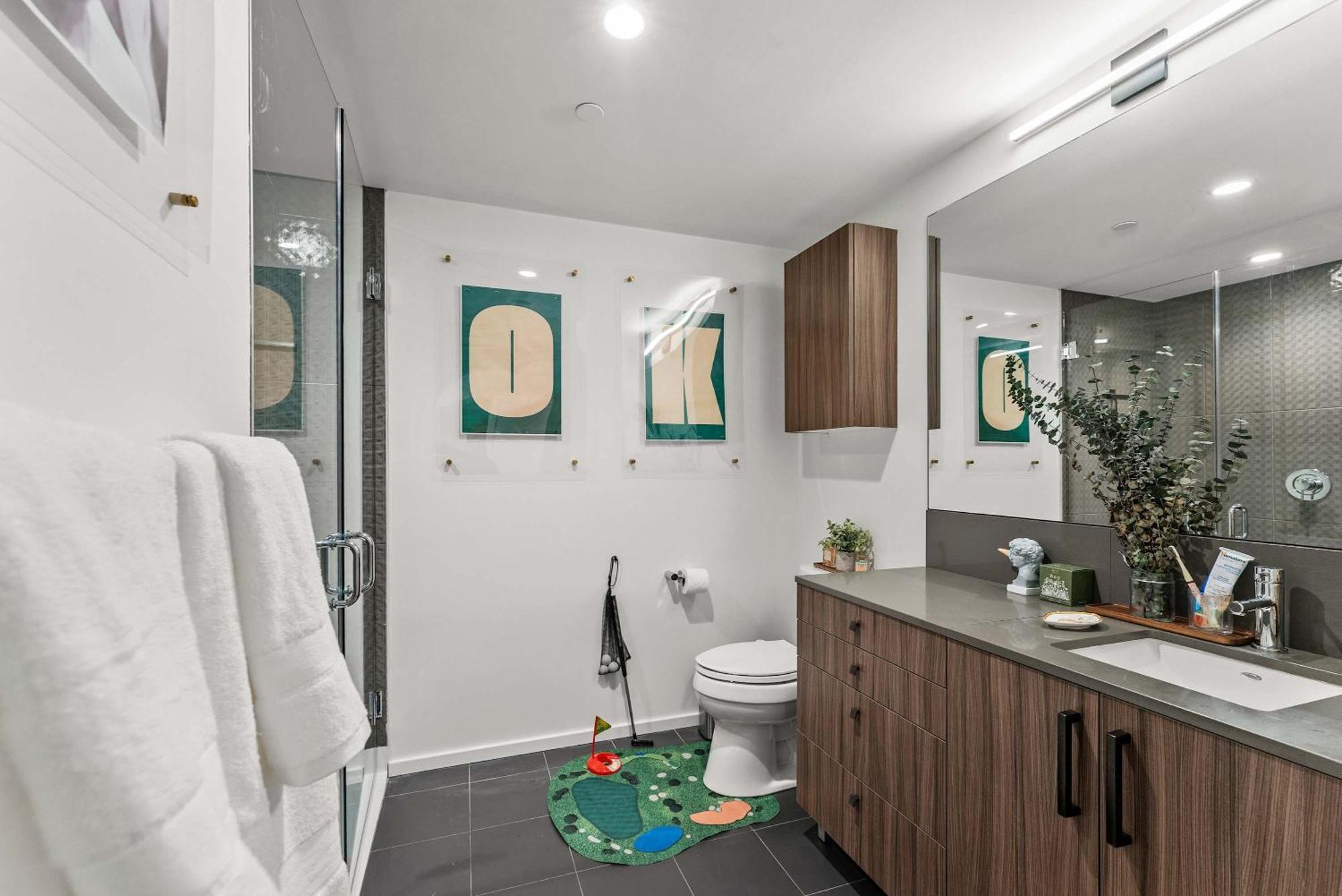 Apartment Family With Pool And Gym Lovely