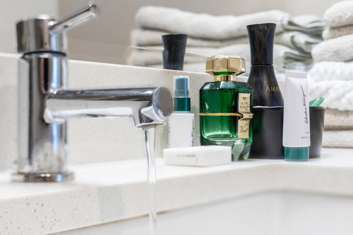 Family Fun In Rooftop Pool & Views * Boston