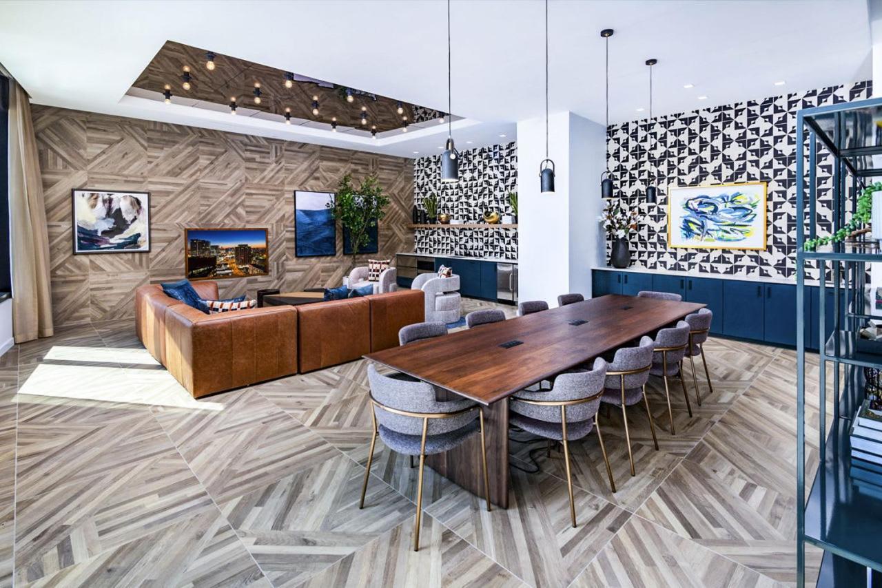 Family Fun In Rooftop Pool & Views Apartment Boston