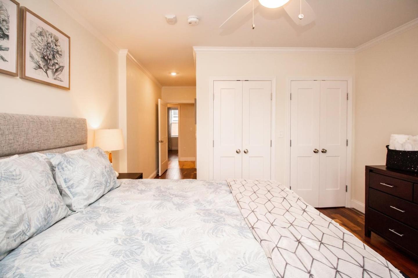 2 Bedroom Unit W Elevator & In-unit Laundry Apartment Boston