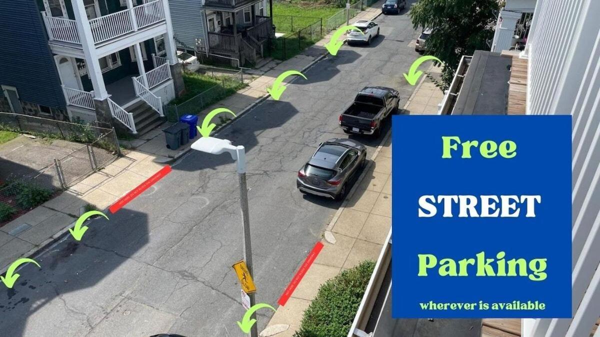 In West Bellflower Street Bed & Breakfast