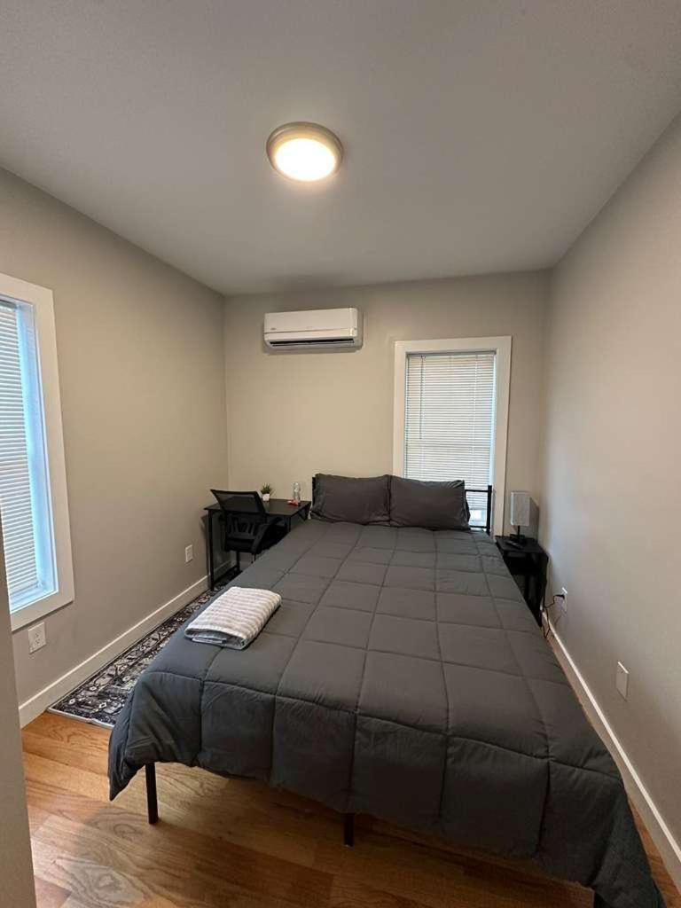 In West Bellflower Street Bed & Breakfast