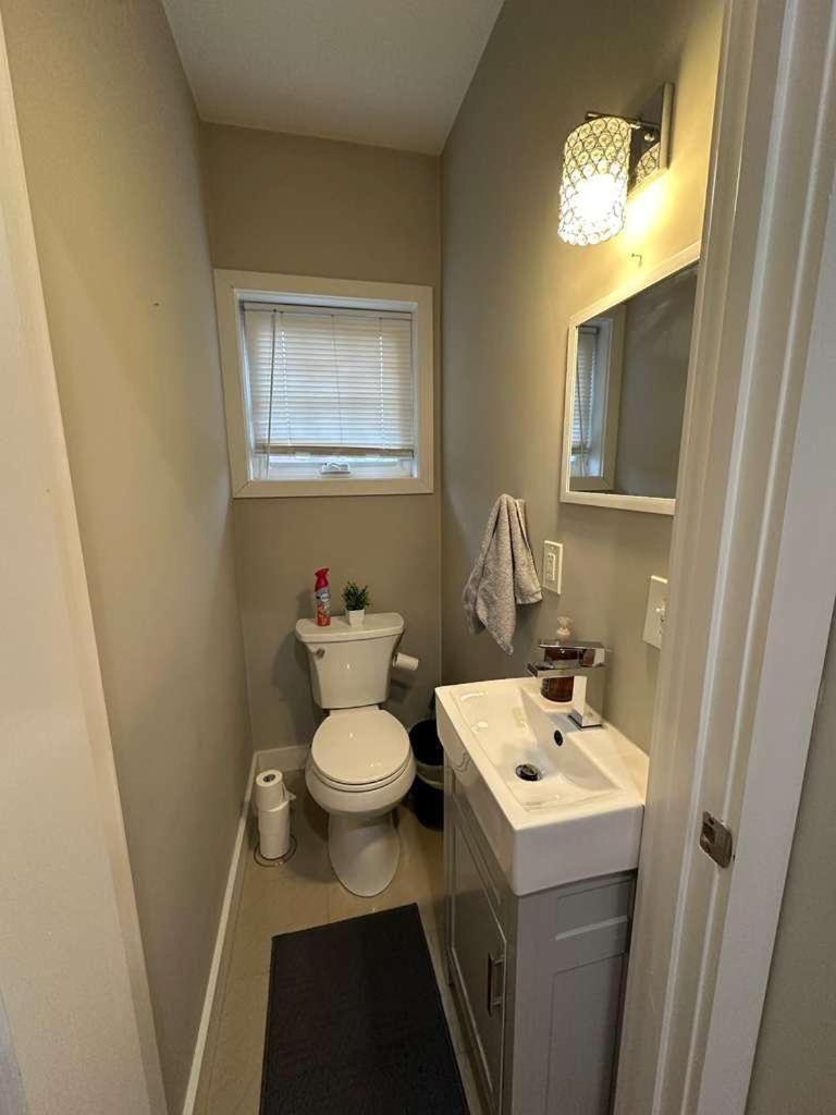 In West Bellflower Street Bed & Breakfast *