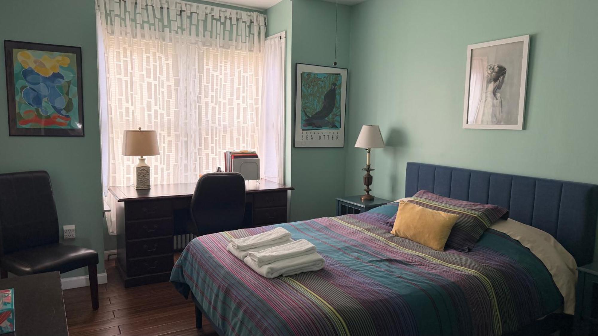 Private Rooms, Shared Bath In A Private Minutes From Logan Airport Boston