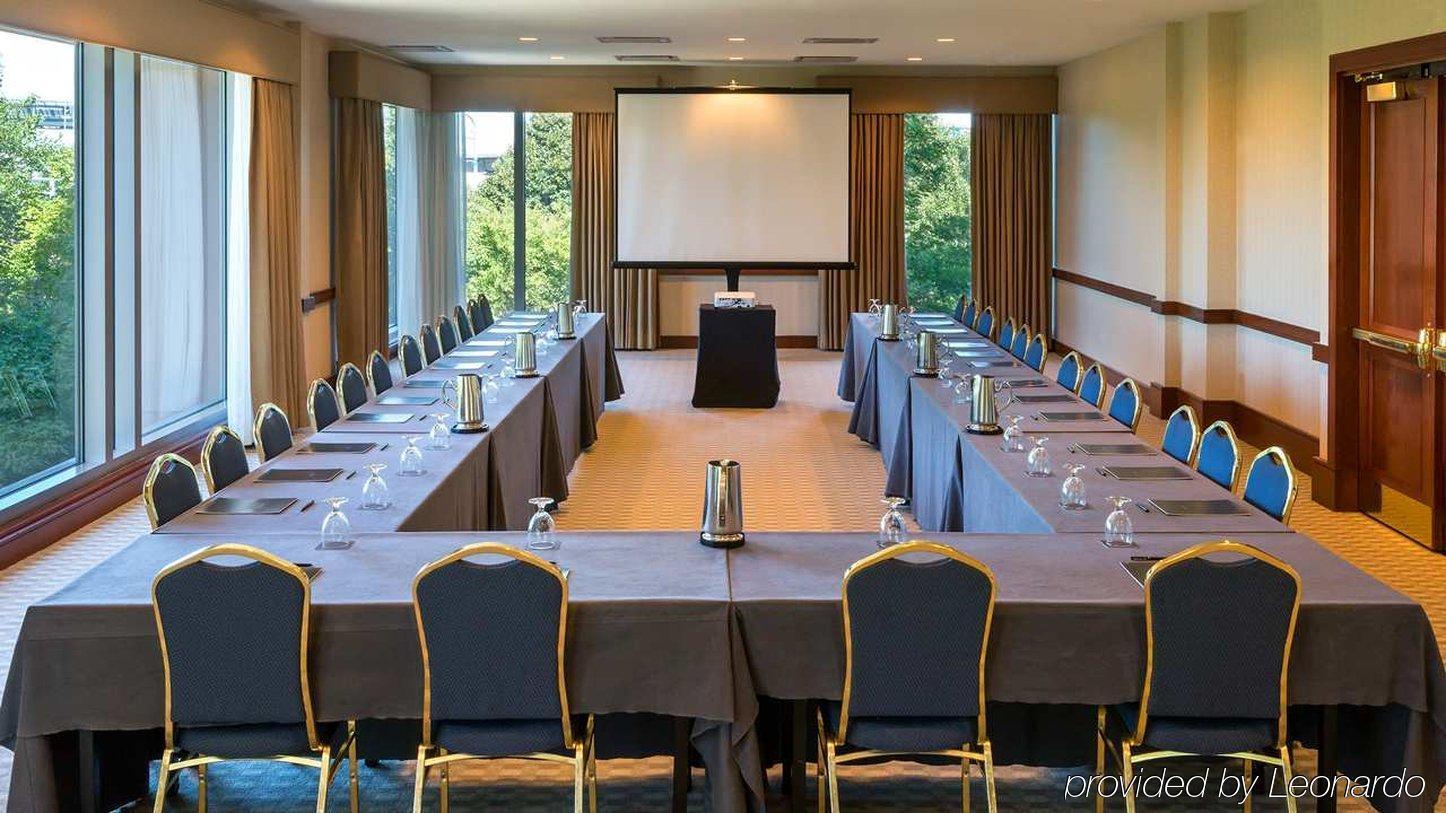 Hilton Logan Airport 4* Boston