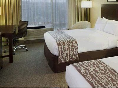 Doubletree By Hilton Bayside 3* Boston