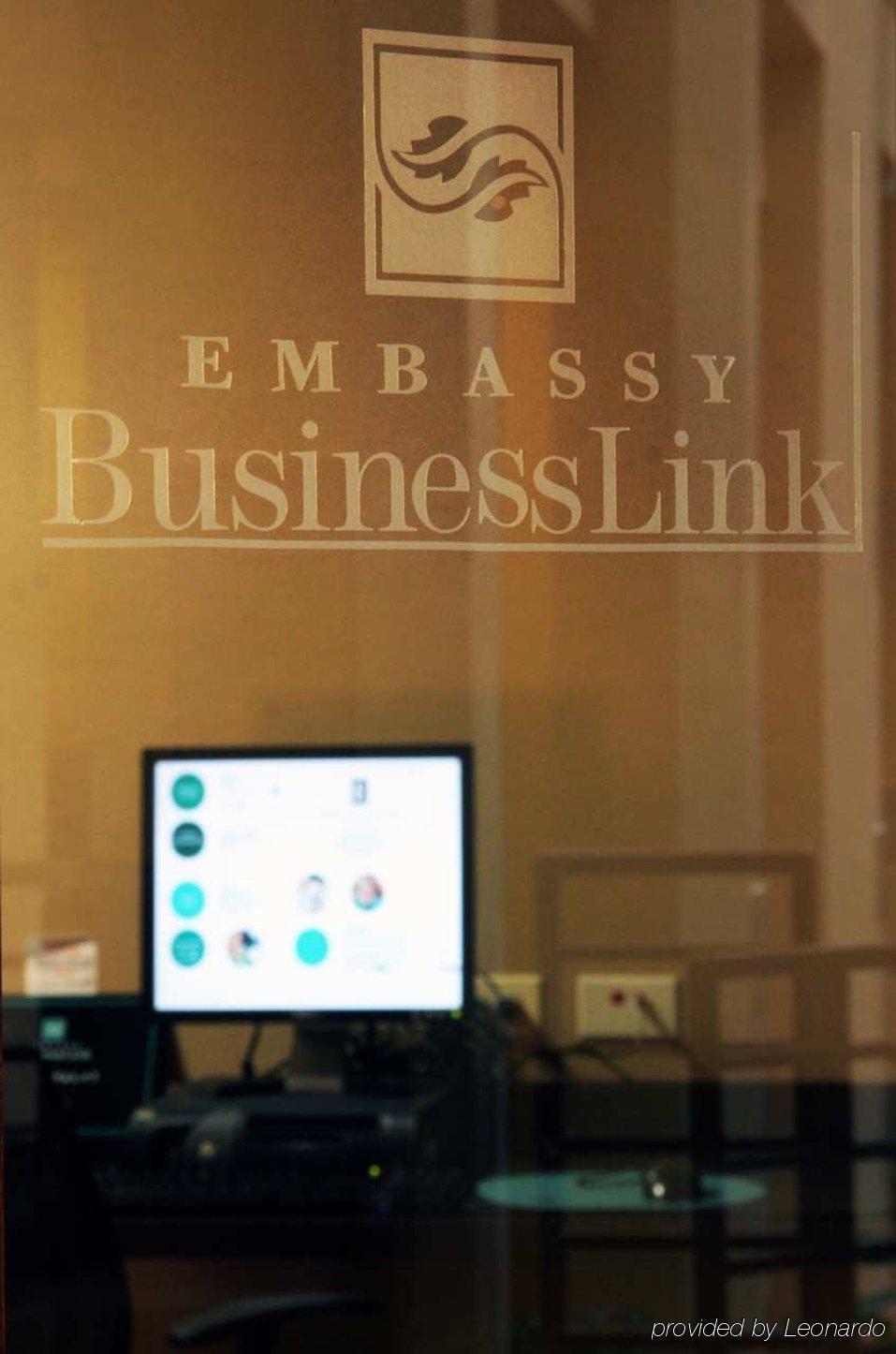 Hotel Embassy At Logan Airport