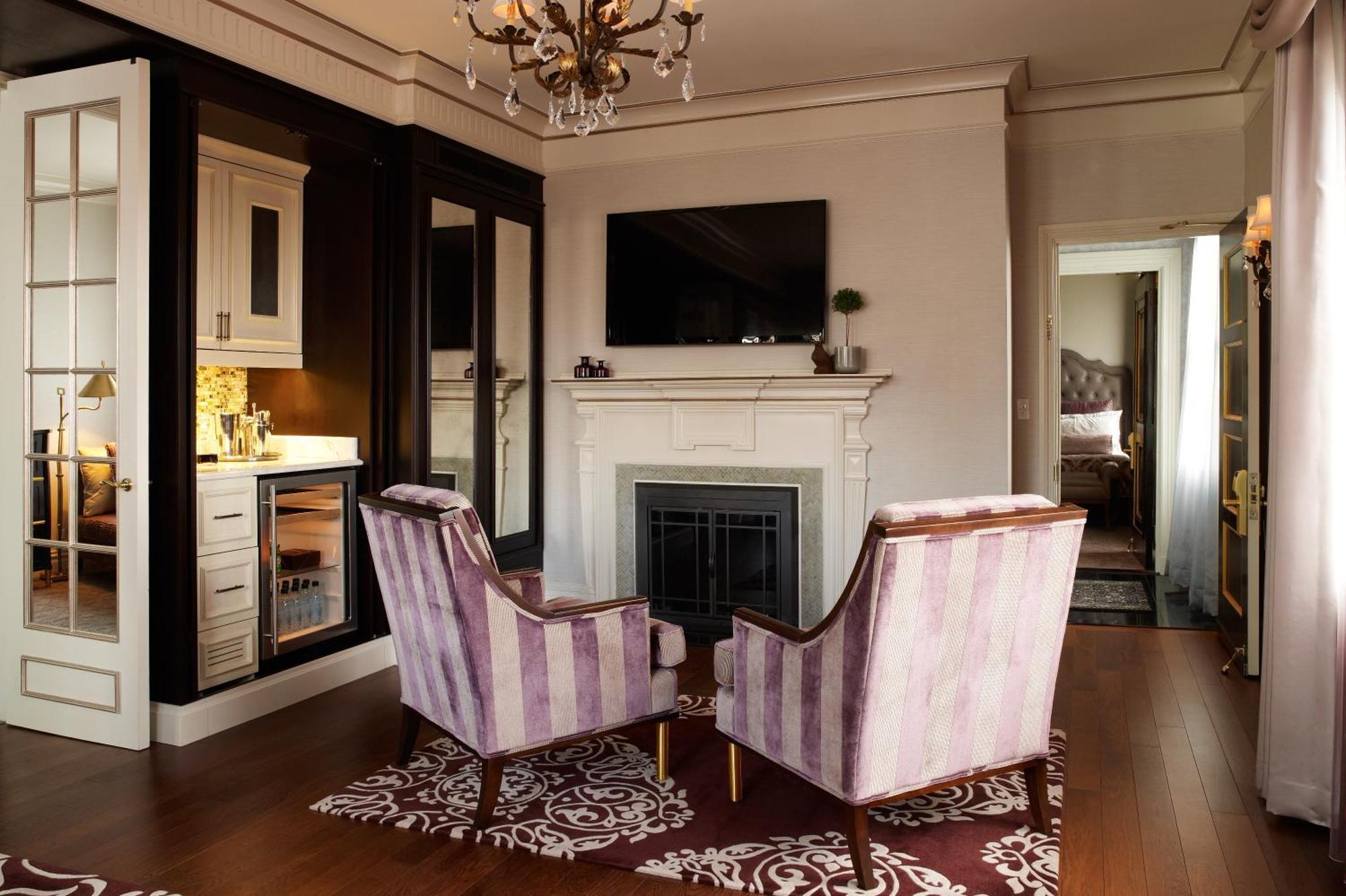 The Lenox Hotel