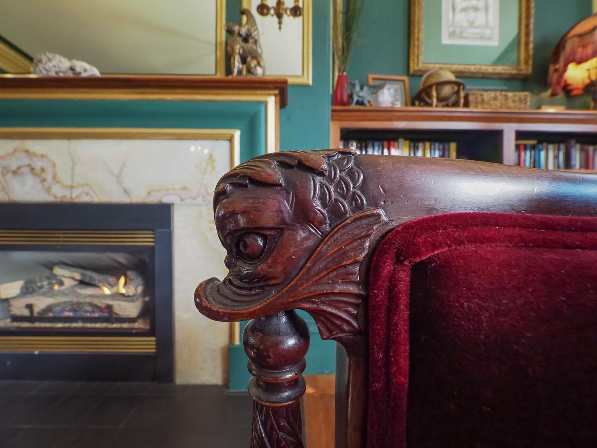 The Gryphon House Bed & Breakfast Boston