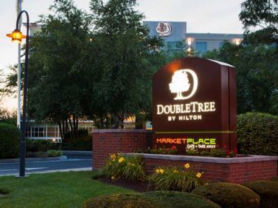 Doubletree By Hilton Bayside