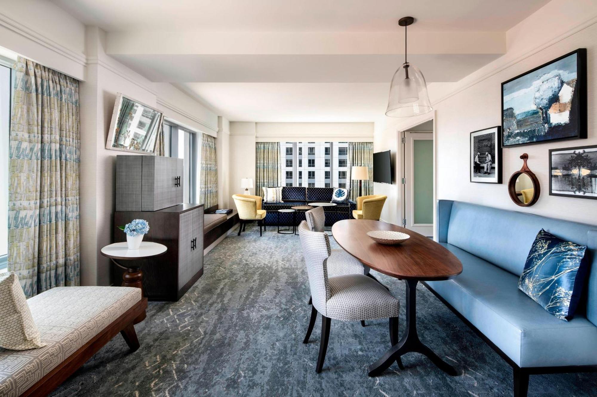 Hotel The Ritz-carlton,