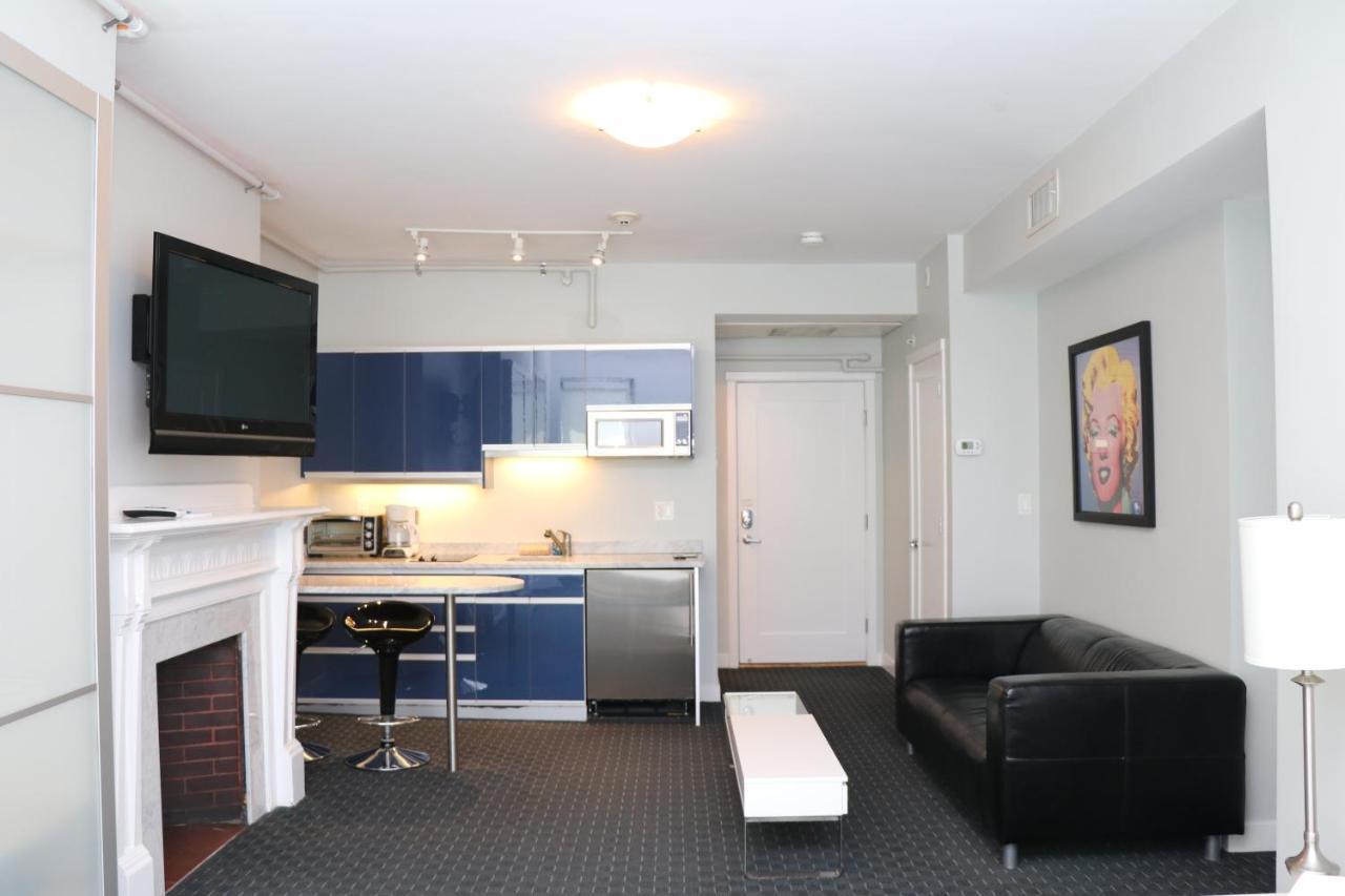 Stylish Newbury Street Studio, #4 Apartment *