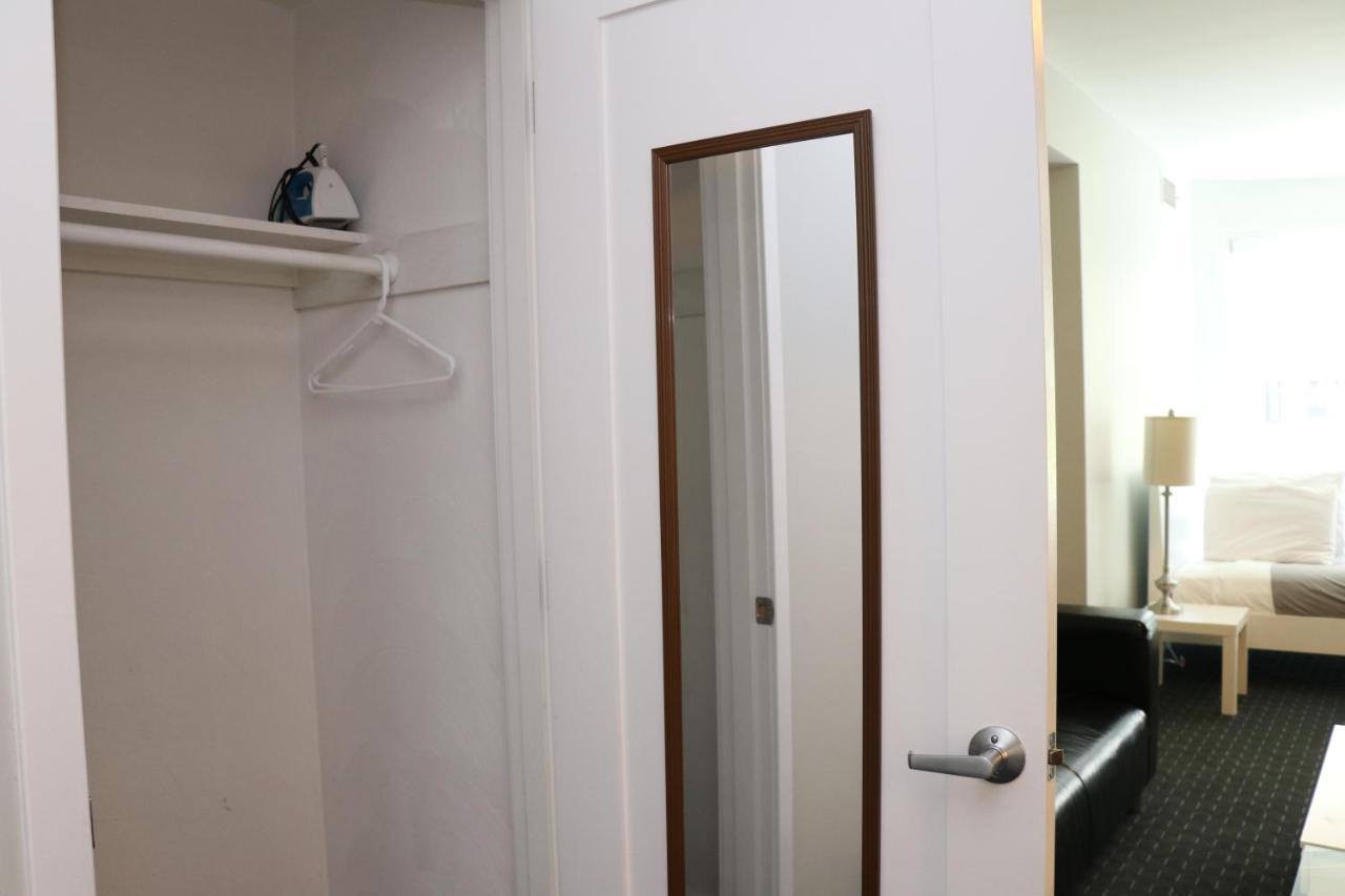 Stylish Newbury Street Studio, #4 Boston