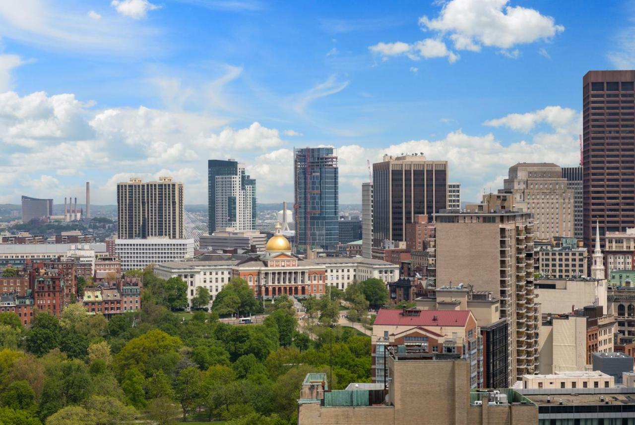 Moxy Downtown 3* Boston