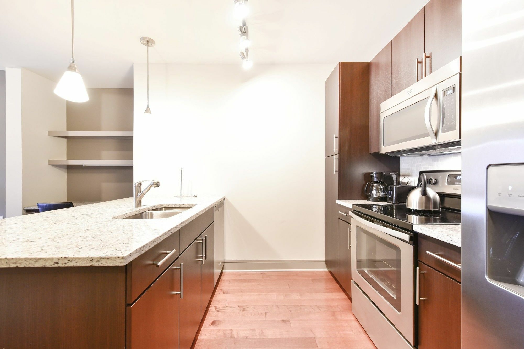 Global Luxury Downtown