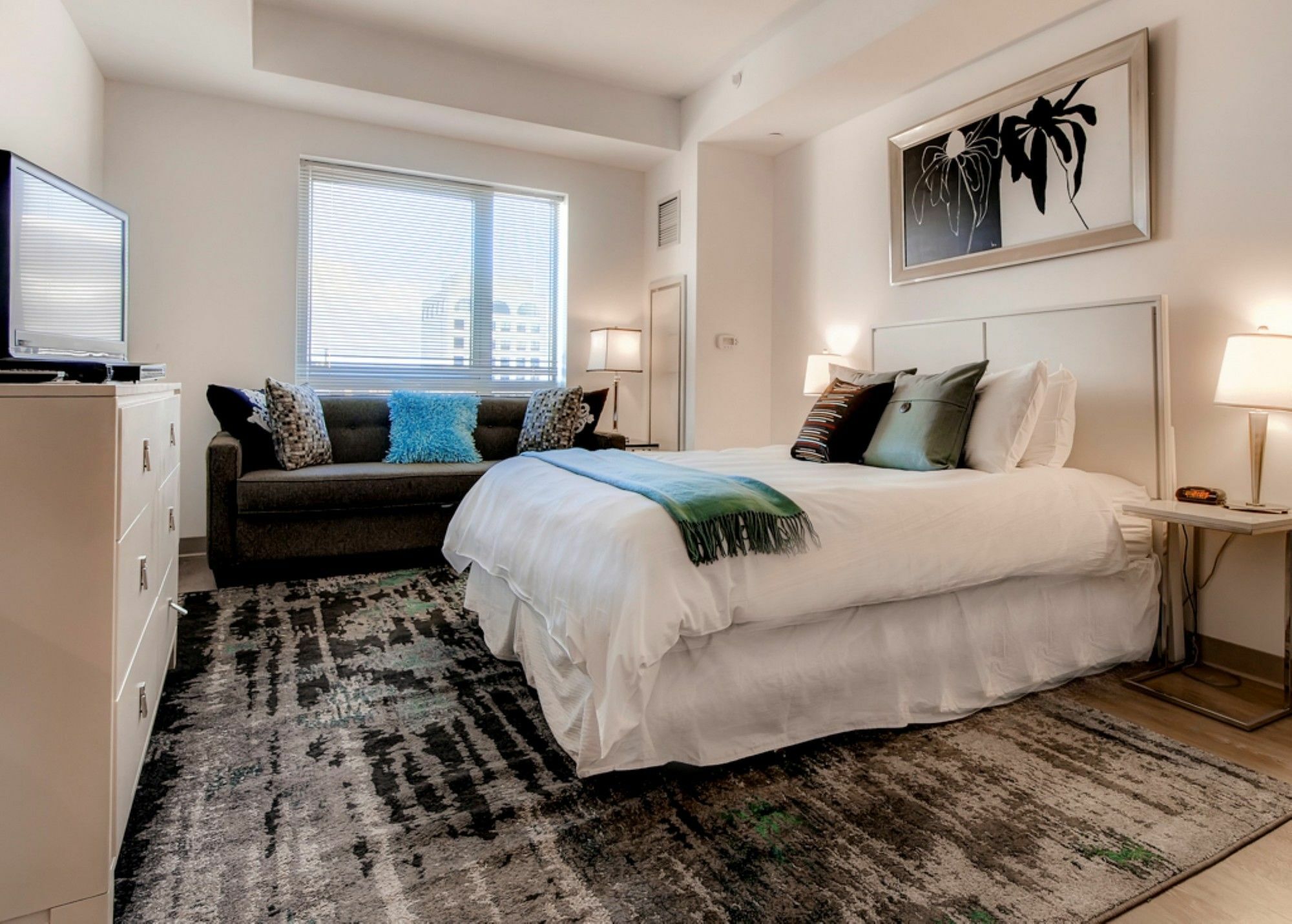 Global Luxury Downtown Apartment *