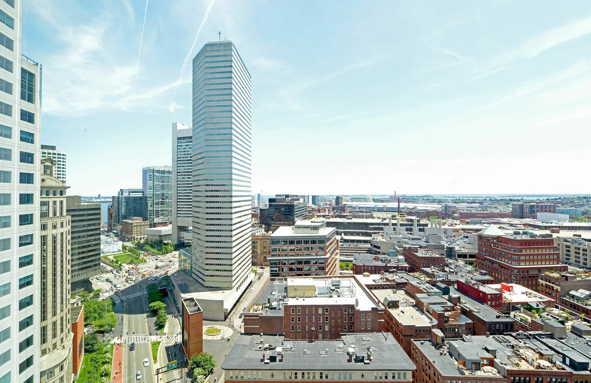 Global Luxury At The Financial District Apartment Boston