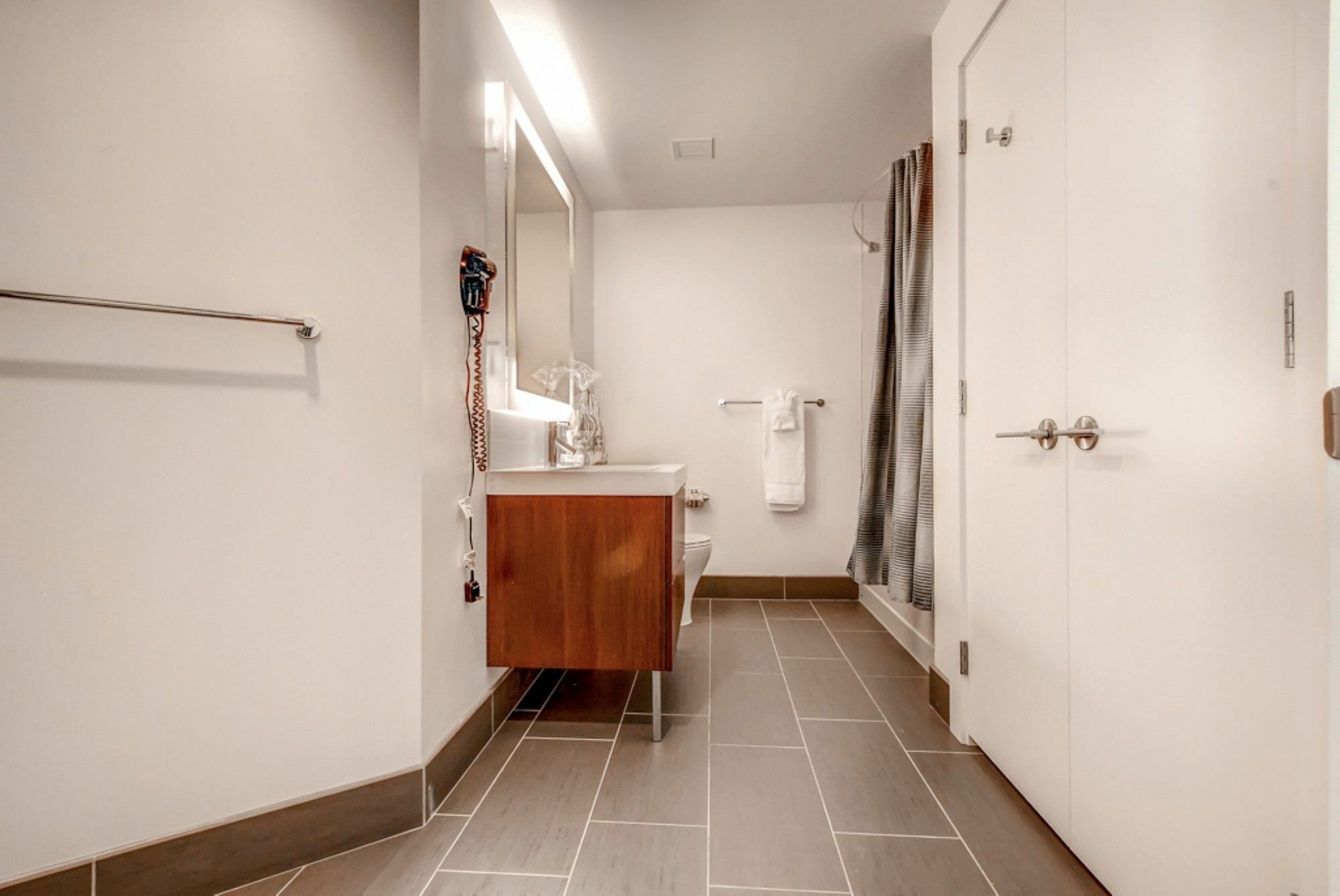 Global Luxury At The Financial District Apartment *