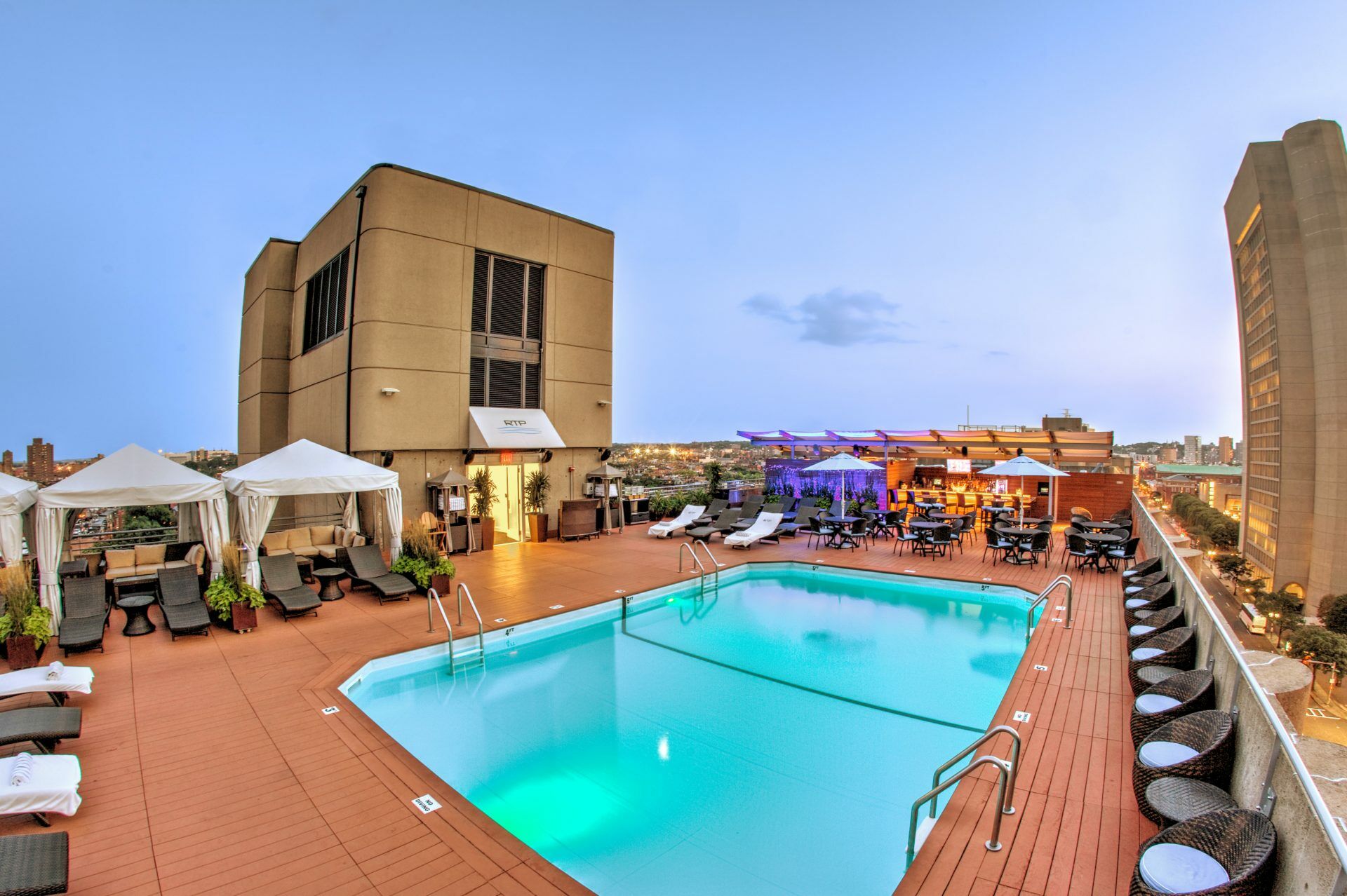 The Colonnade Hotel 4*