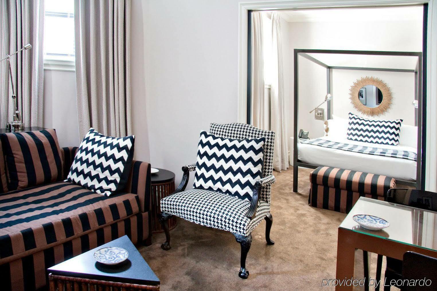 At St. Botolph 3* Boston