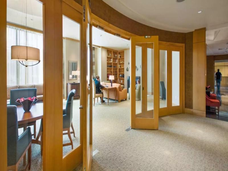 Hotel Global Luxury At West End