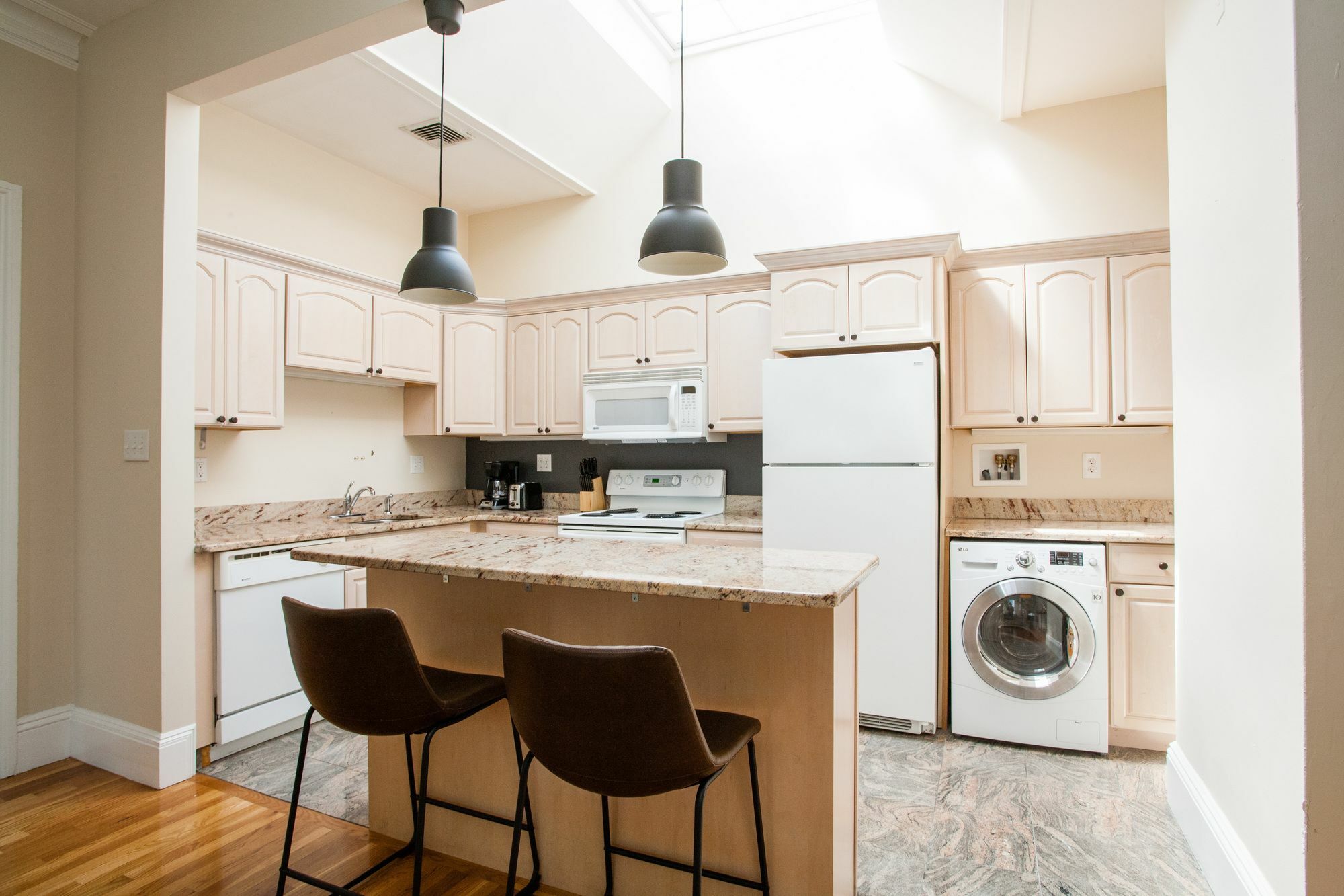 Sunny 2br In Back Bay By Sonder Apartment Boston