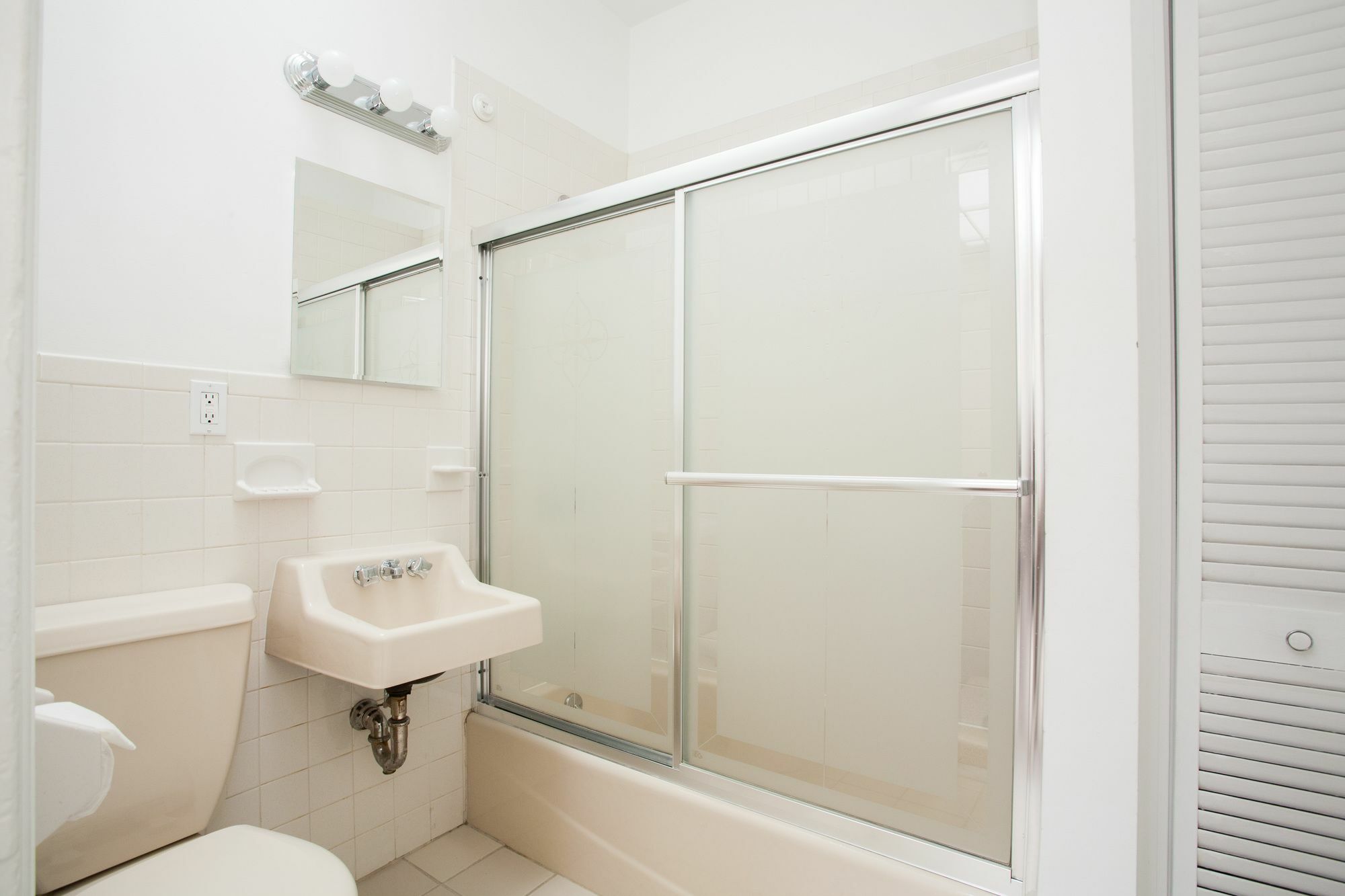 Apartment Sunny 2br In Back Bay By Sonder *