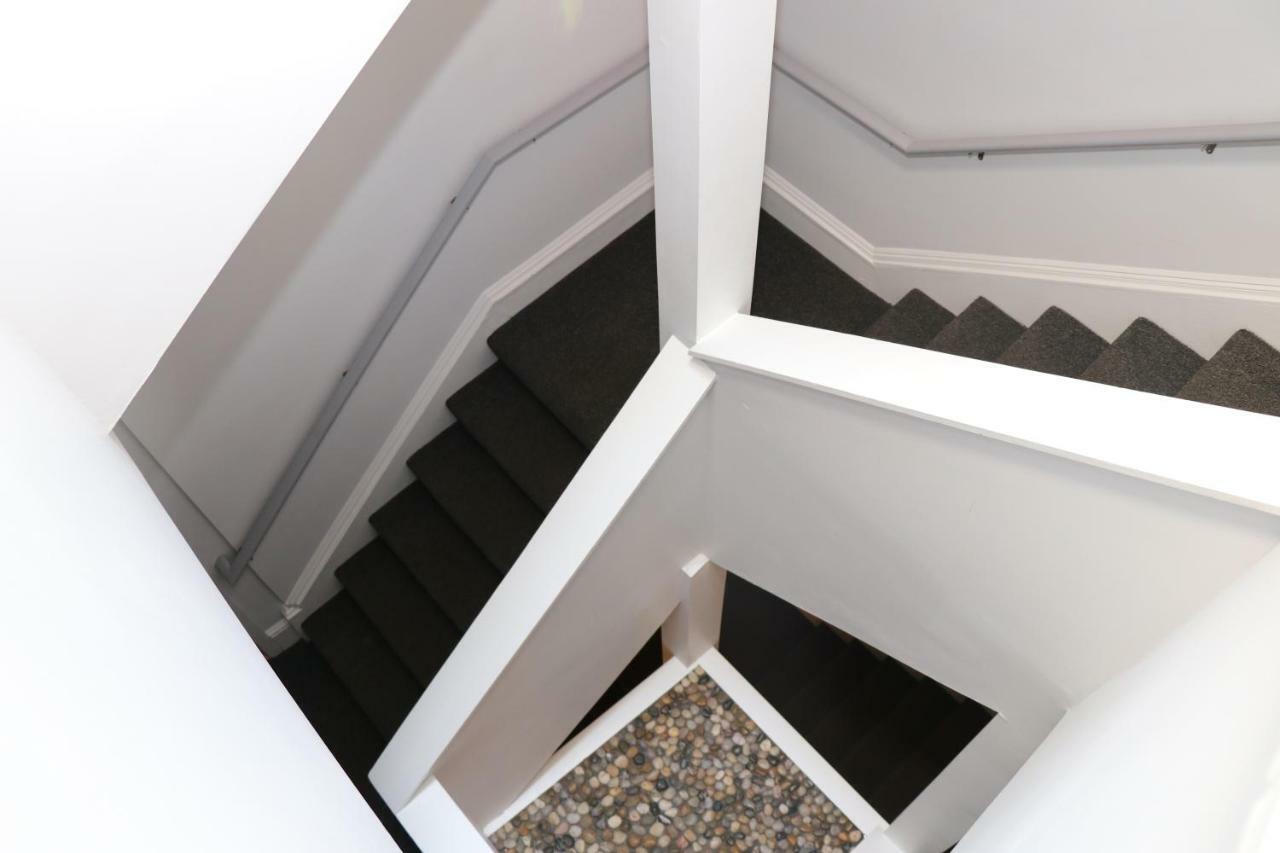 Apartment Cozy Newbury Street Studio, #5 *