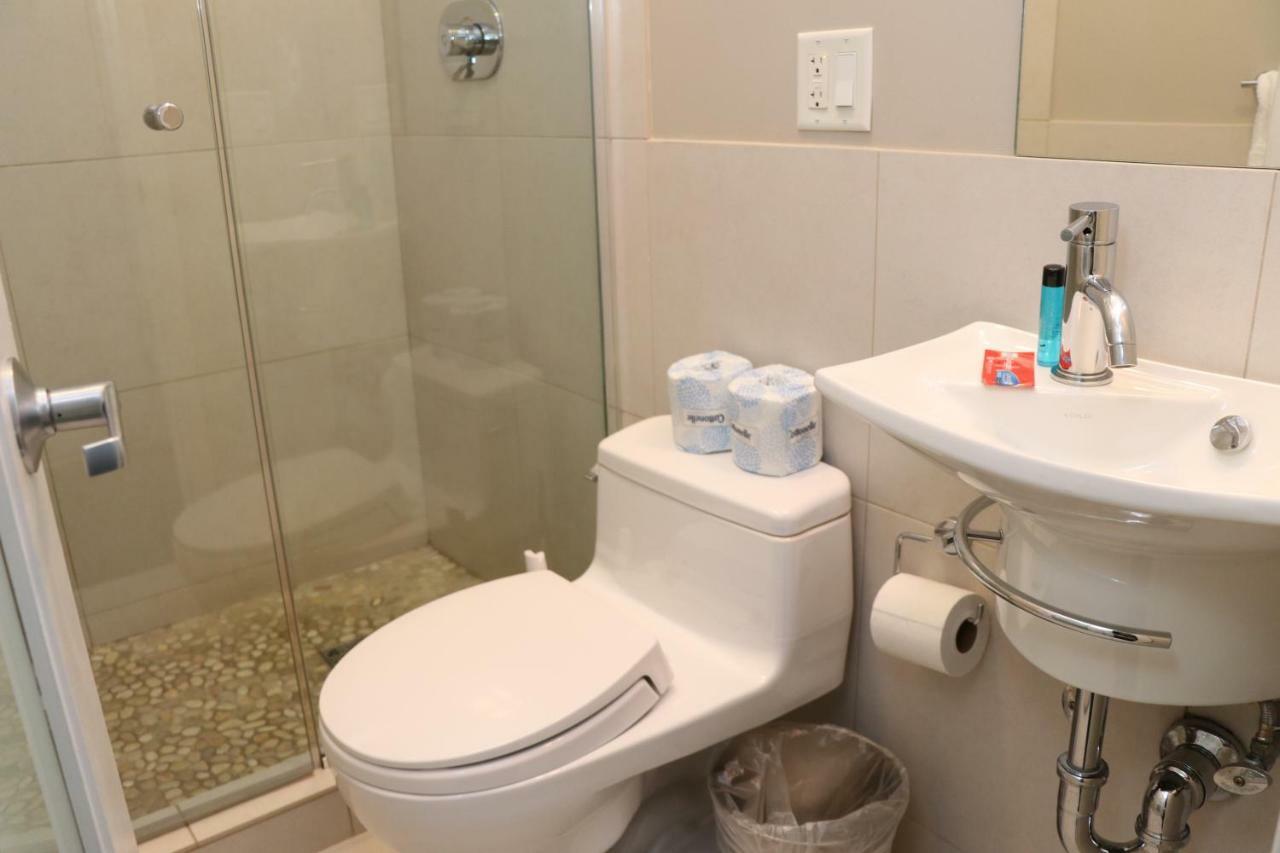 Apartment Stylish On Newbury Street, #10 Boston