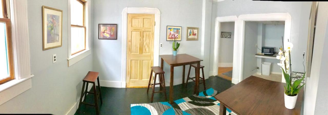 Bed & Breakfast Elm Hill Manor *