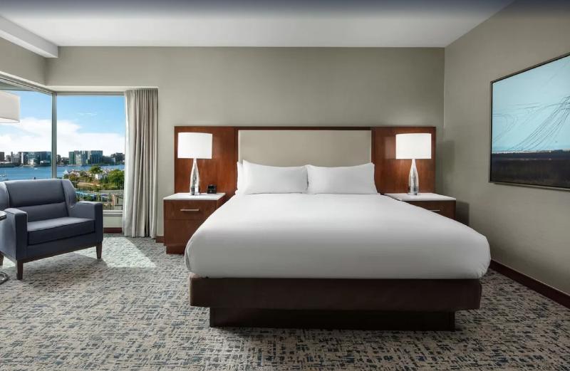 Hilton Logan Airport 4* Boston