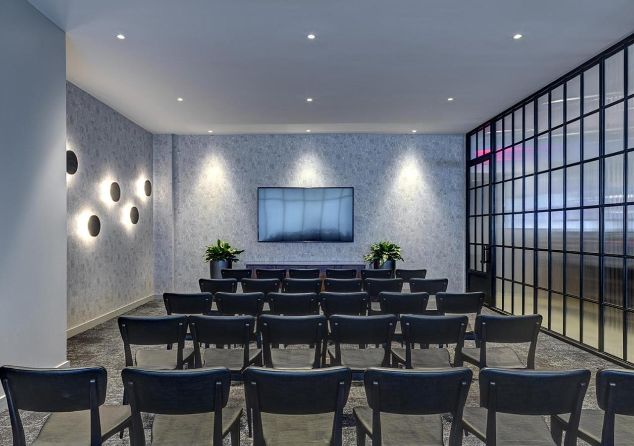 Hotel The Colonnade 4*