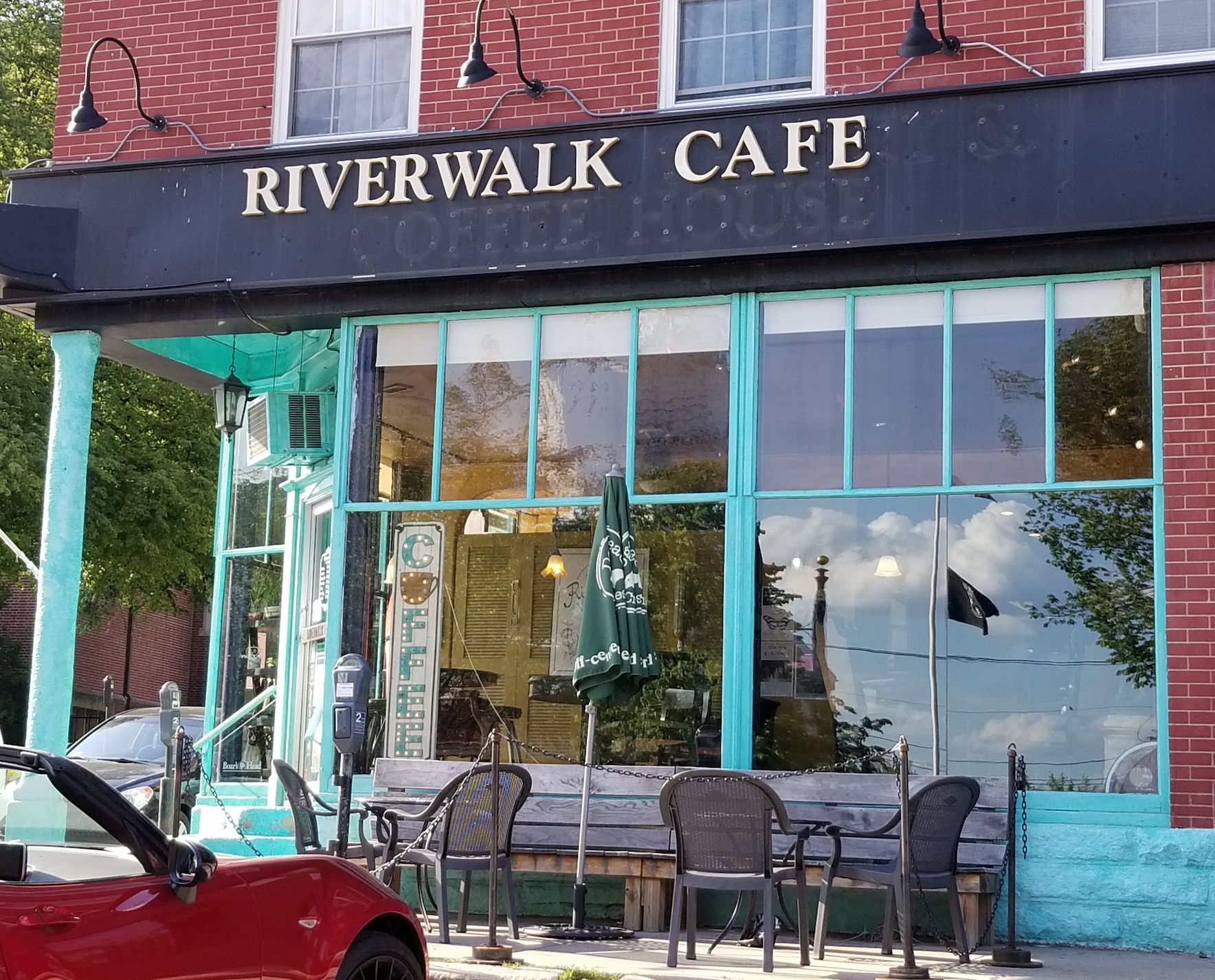 Five charming cafés & coffee shops in Nashua, New Hampshire